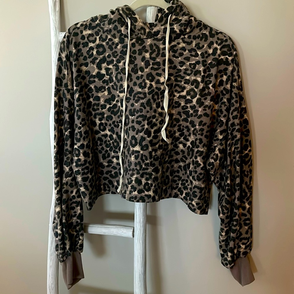 Cropped hoodie, XL